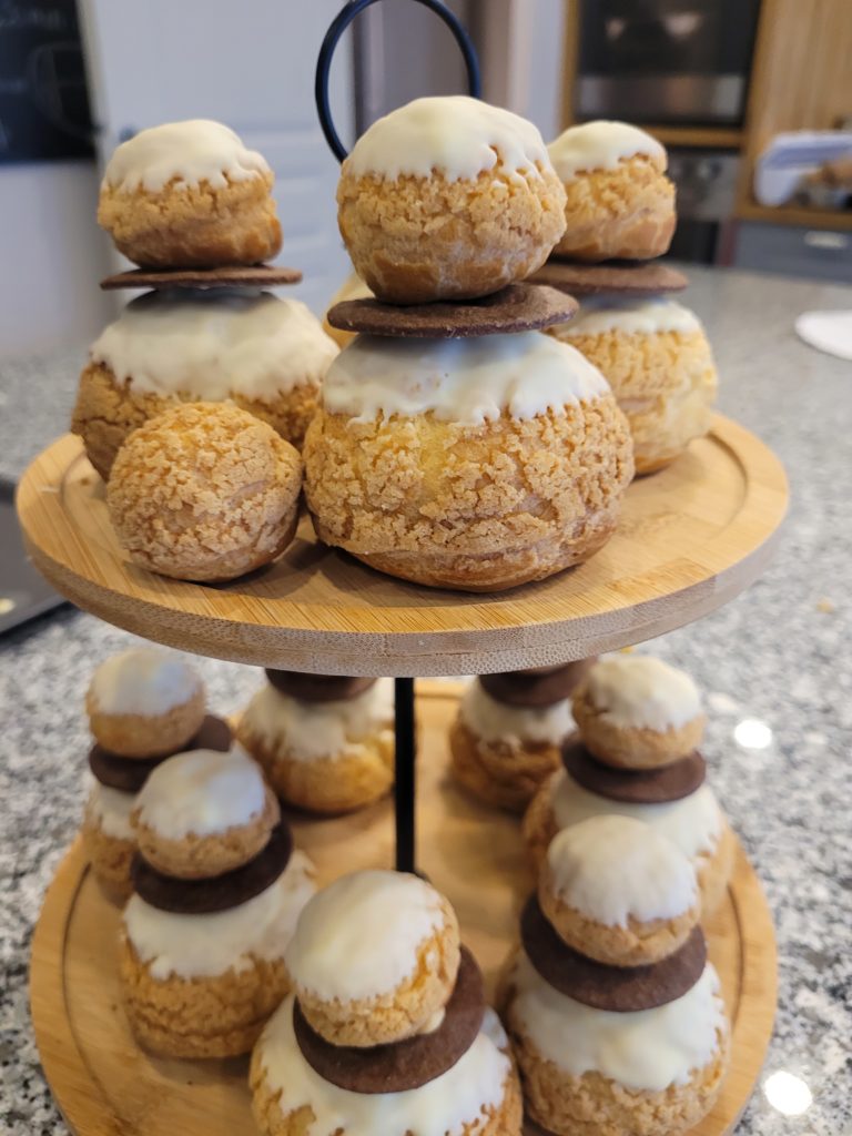 Choux Craquelin