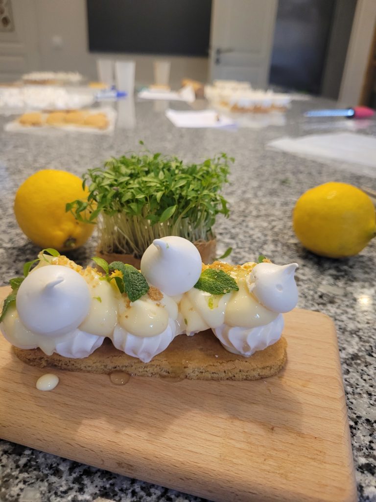 Atelier Gastronomique, Revisite de la tarte aux citrons meringuée en dessert à l’assiette