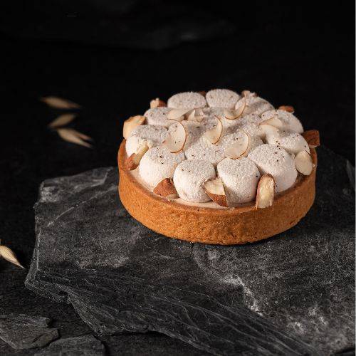 Atelier tarte Nuage Vanille, sur pâte sablée, crémeux vanille, croustillant gianduja au lait, mousseux vanille